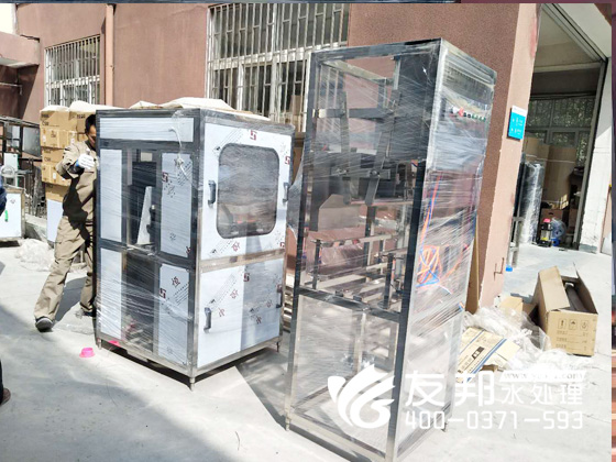 南陽3噸雙級+200桶灌裝設(shè)備1.jpg